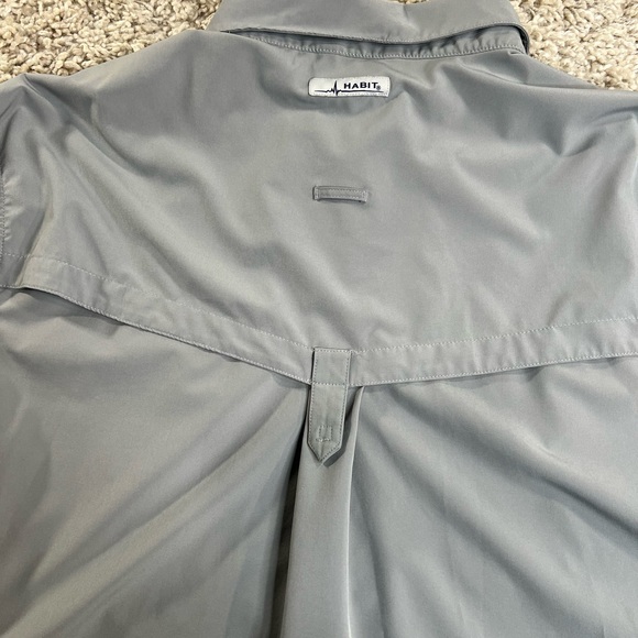 Habitat Men's Lightweight fishing shirts lot of 3 - Black, Gray, Blue - Picture 9 of 13